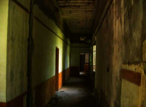 口述：北京，地下室-206號房間鬧鬼事件！